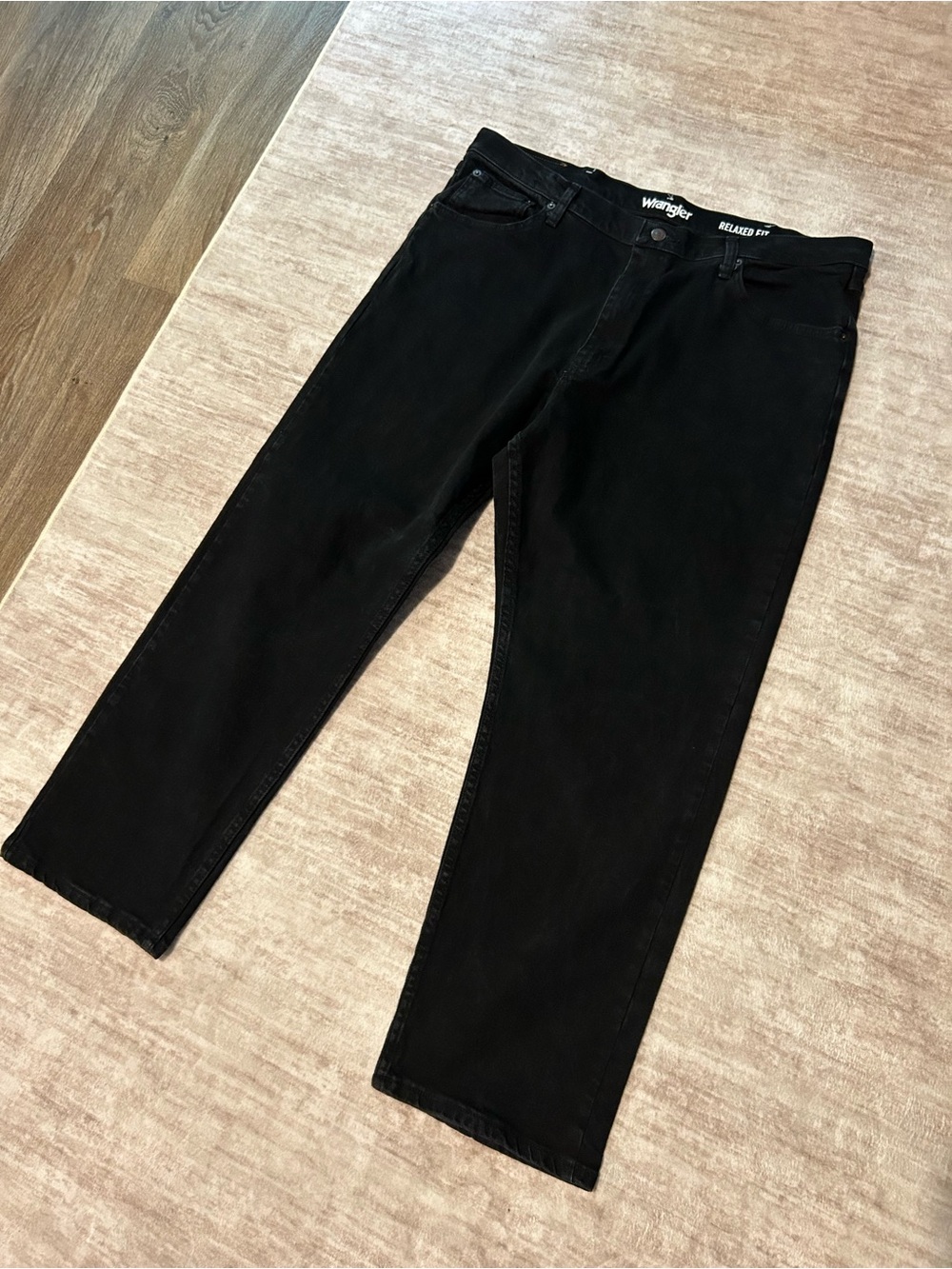 Wrangler Black Straight-Leg Jeans